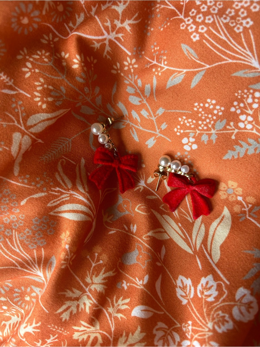 Pearl and Red Bow Drop Earrings - Women Accessories